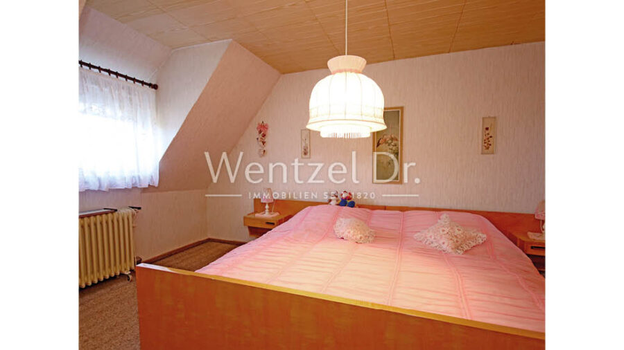 In beliebter Wohnlage von Dortmund-Benninghofen mit Ausbaupotential - Schlafzimmer DG