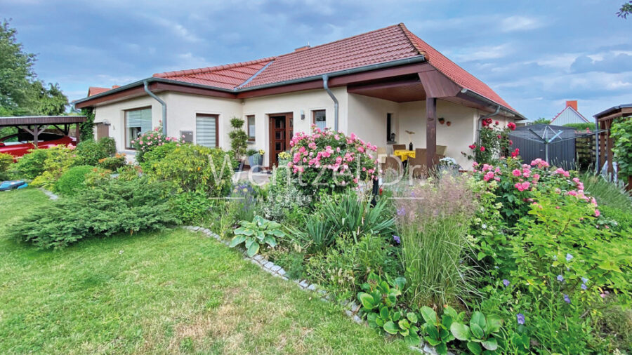 Schönes Wohnhaus in Schwerin-Neumühle! - Garten